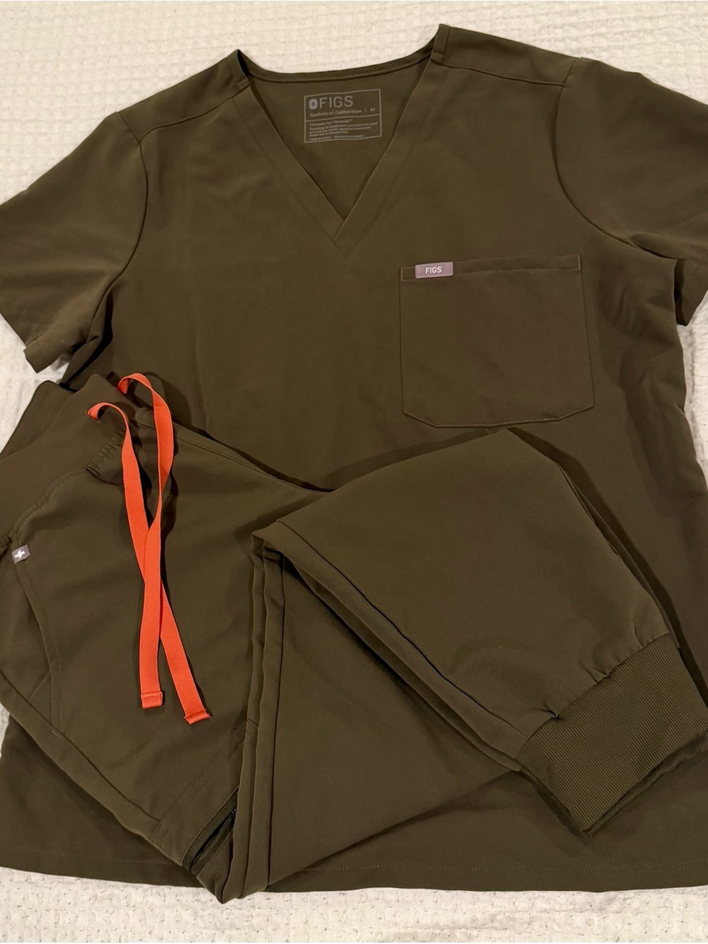 FIGS Womens Moss Catarina Scrub Top and Zamora Joggers